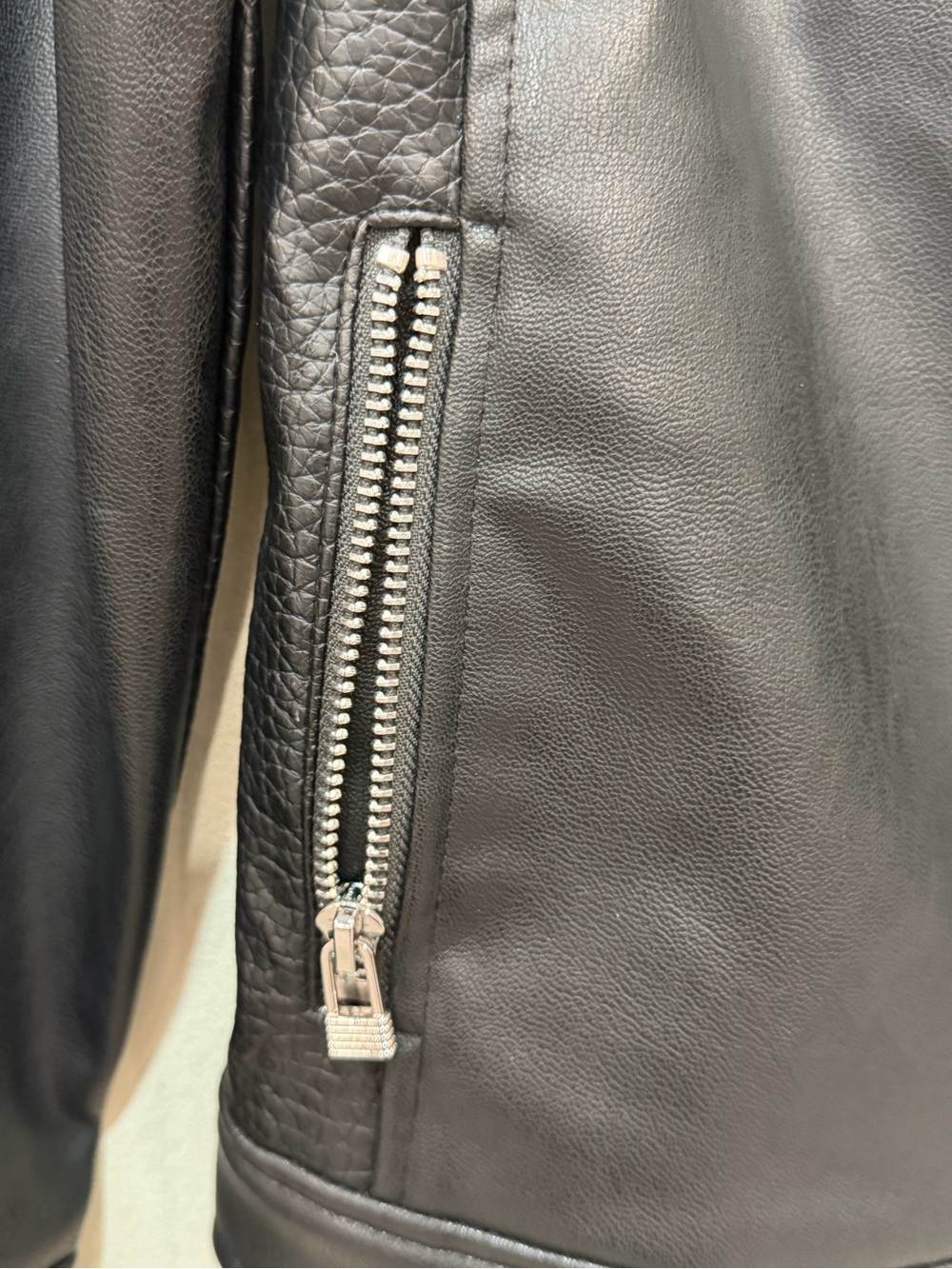 NWT Art Class Girls Size L (10-12) Black Faux Leather Biker Moto Jacket - Picture 5 of 12